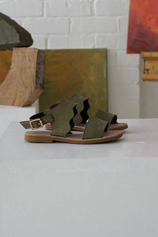 Ripple Sandal | Sage | 5 F