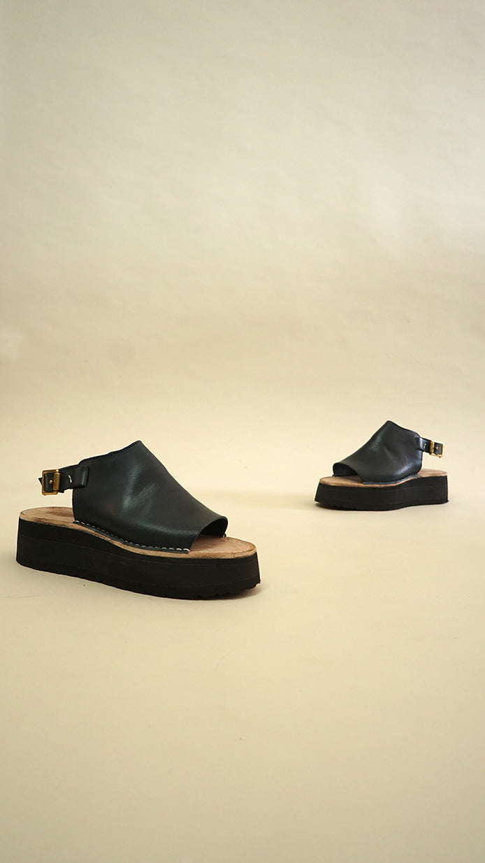 Sling Back Sandal | Navy | 5 F